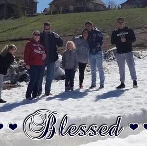 Meet your Posher, Lenea